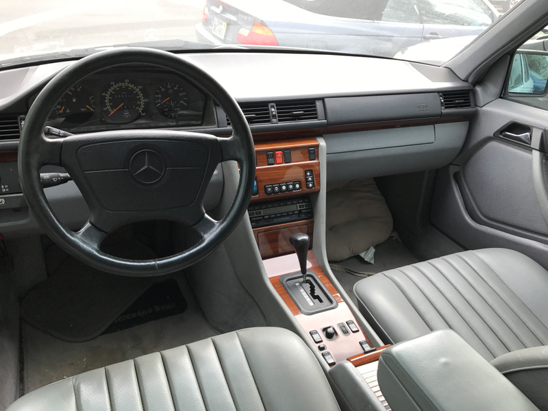 Illustration for article titled Cool Car of the Day - 1993 Mercedes-Benz 300D 2.5 Turbo